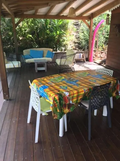Holiday home Hebergement Bouillante Petite Anse - 100M Plage