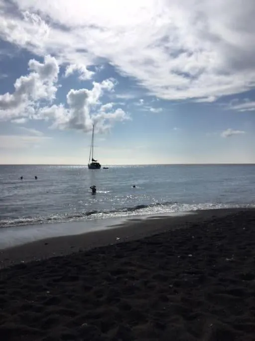 Holiday home Hebergement Bouillante Petite Anse - 100M Plage